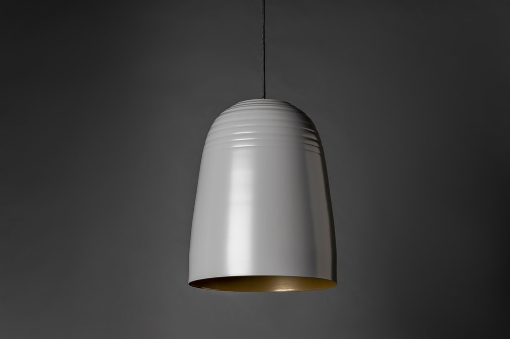 Bullet Colgante Di.31cm 1L c/Lamp Led Globo G125 Blanco Int. Oro